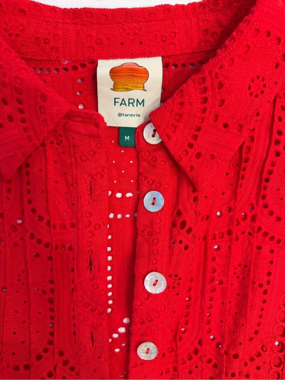 FARM Rio Red Eyelet Button-Front Puff Sleeve Blouse with Matching Red Camisole - Picture 4 of 9